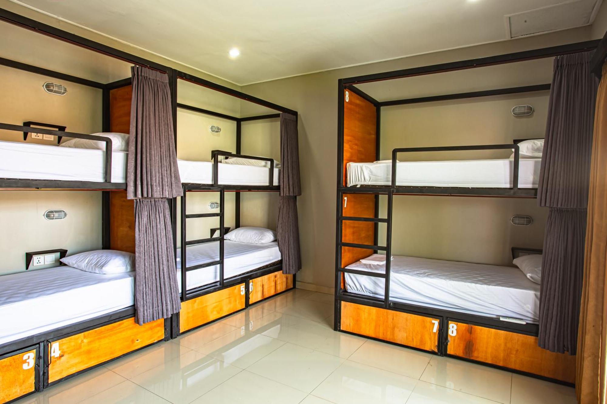 What The Duck Backpackers Canggu Exterior foto